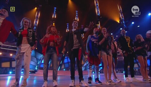 Całe studio poniosło - finaliści, jurorzy, widzowie - JUST DANCE!